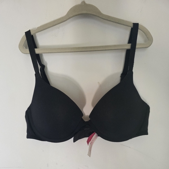 PINK Victoria's Secret Other - Victorias Secret Pink Wear Everywhere Push Up